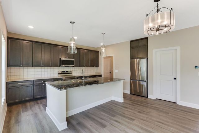 9007 Columbia Road SW, Pataskala, OH 43062