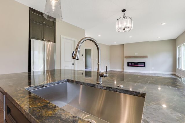 9007 Columbia Road SW, Pataskala, OH 43062