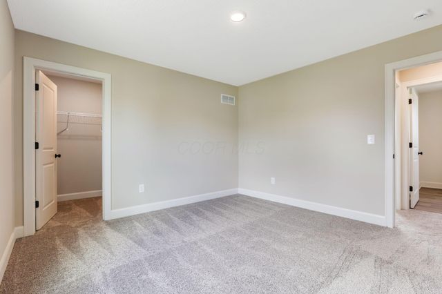 9007 Columbia Road SW, Pataskala, OH 43062