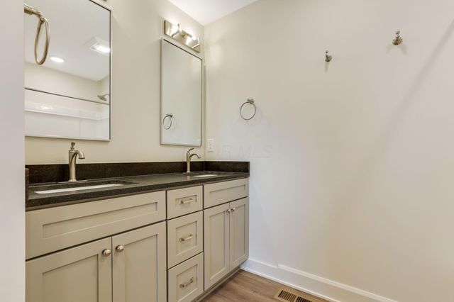 9007 Columbia Road SW, Pataskala, OH 43062