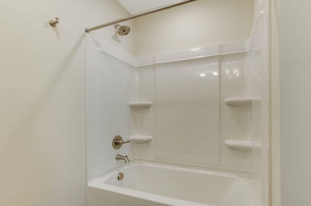 9007 Columbia Road SW, Pataskala, OH 43062
