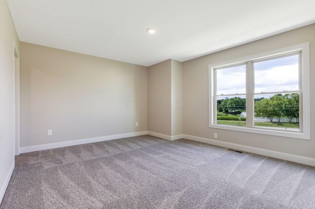 9007 Columbia Road SW, Pataskala, OH 43062