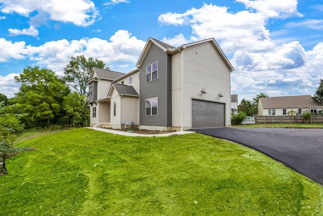 9007 Columbia Road SW, Pataskala, OH 43062