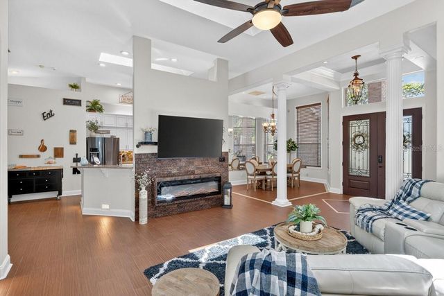 941 GEORGE HECKER DRIVE, South Daytona, FL 32119