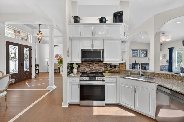 941 GEORGE HECKER DRIVE, South Daytona, FL 32119