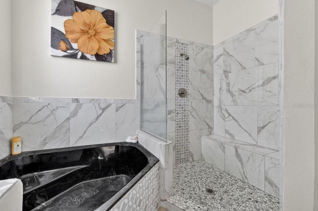 941 GEORGE HECKER DRIVE, South Daytona, FL 32119
