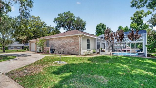 941 GEORGE HECKER DRIVE, South Daytona, FL 32119