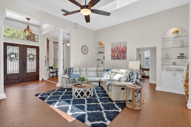 941 GEORGE HECKER DRIVE, South Daytona, FL 32119