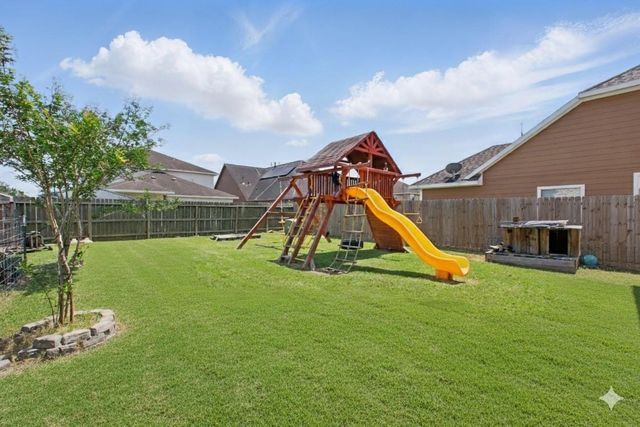 1193 Stallion Ridge, Alvin, TX 77511