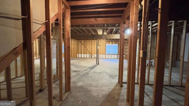 889 Lakeview Road, Grayson, GA 30017