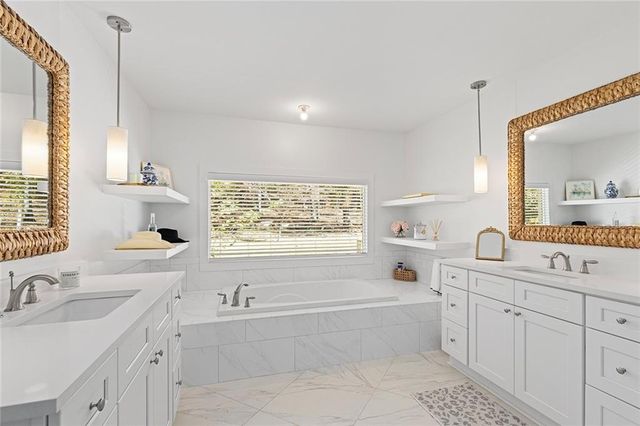 12005 Hamilton Road, Chattahoochee Hills, GA 30268