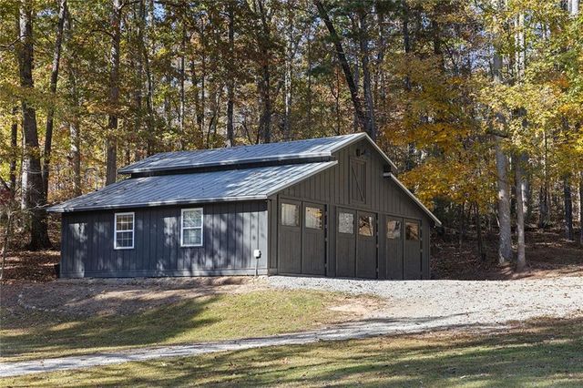12005 Hamilton Road, Chattahoochee Hills, GA 30268