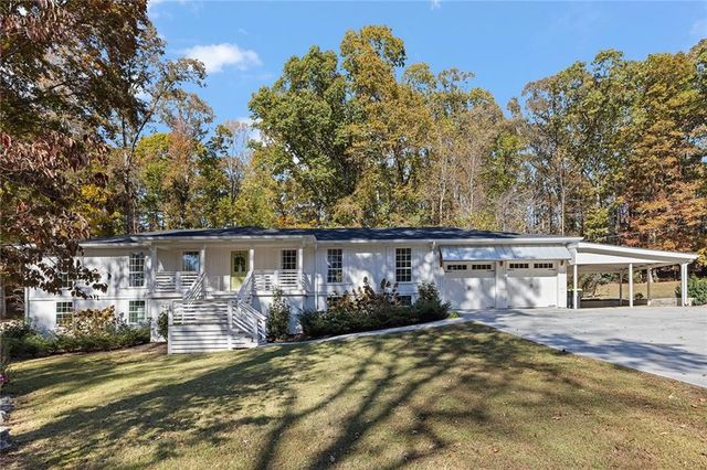 12005 Hamilton Road, Chattahoochee Hills, GA 30268