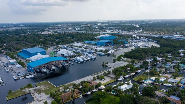 1000 RIVER REACH Drive 123, Fort Lauderdale, FL 33315