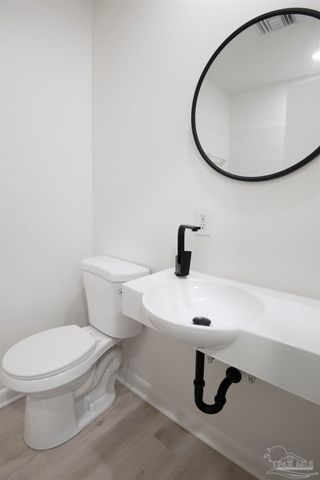 6110 Angelina Rd, Pensacola, FL 32504