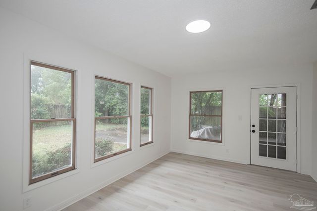 6110 Angelina Rd, Pensacola, FL 32504