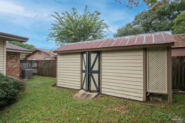 6110 Angelina Rd, Pensacola, FL 32504