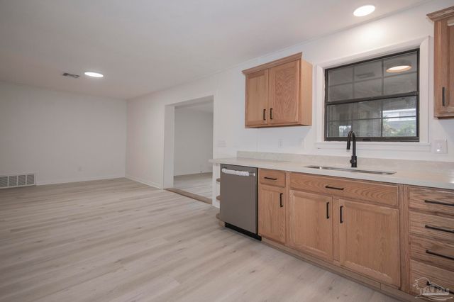 6110 Angelina Rd, Pensacola, FL 32504