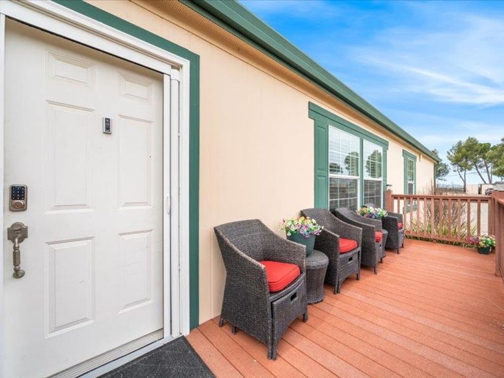 Image 24 of property listing at 5143 5143 Tesla Rd, Livermore, CA 94550