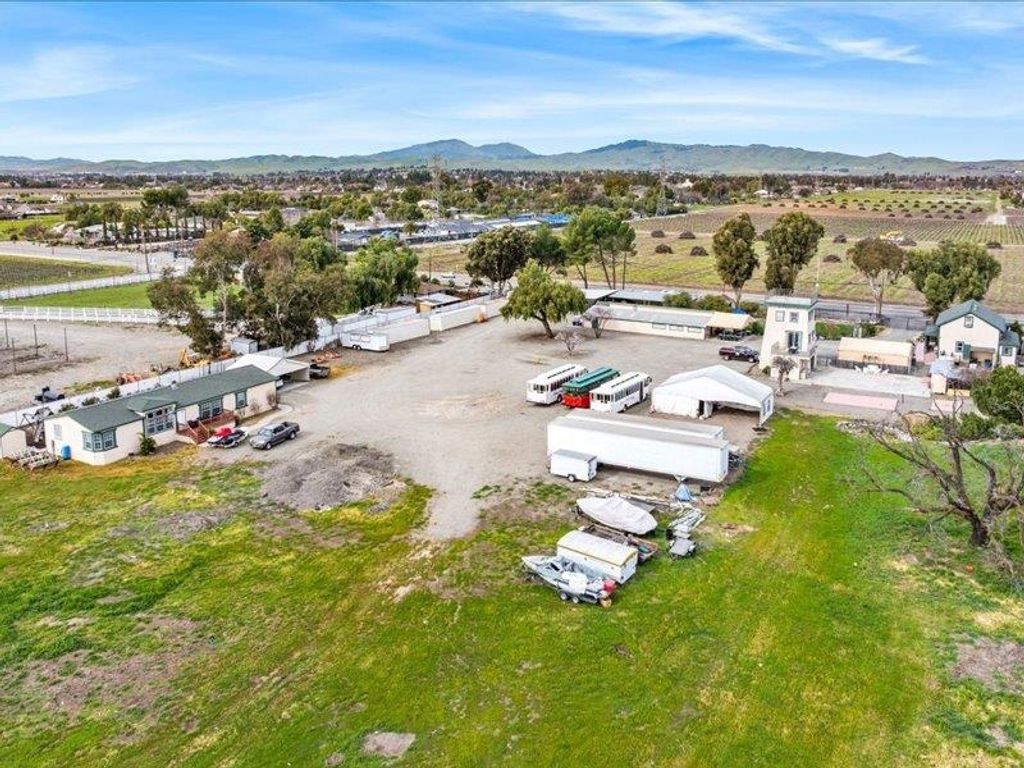 Image 54 of property listing at 5143 5143 Tesla Rd, Livermore, CA 94550