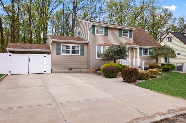 17 Clembil Court, Hopelawn, NJ 08861
