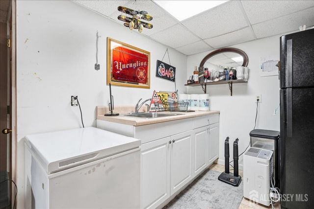 17 Clembil Court, Hopelawn, NJ 08861