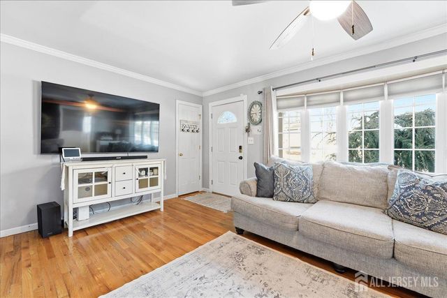 17 Clembil Court, Hopelawn, NJ 08861