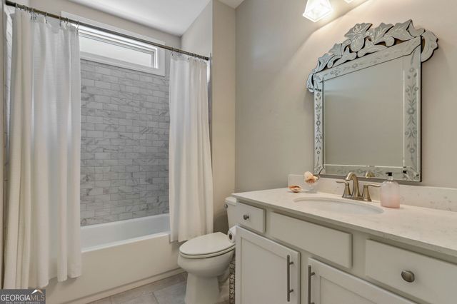 516 flyingbolt Run, Canton, GA 30115