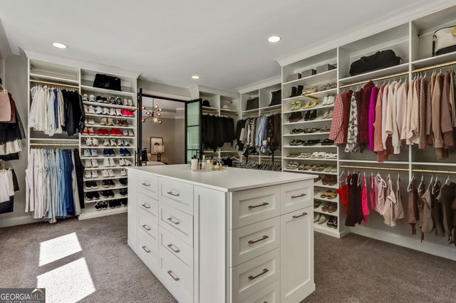 516 flyingbolt Run, Canton, GA 30115
