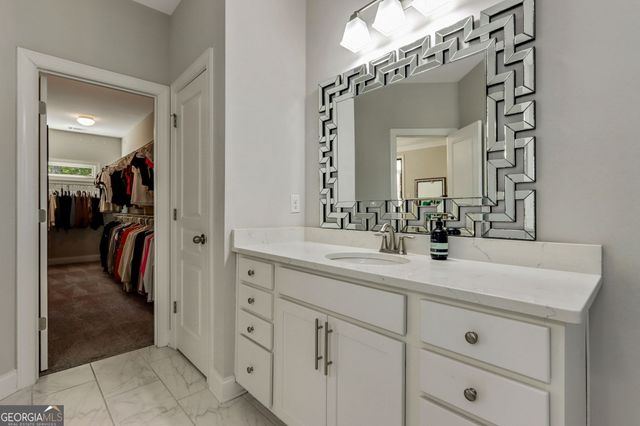 516 flyingbolt Run, Canton, GA 30115