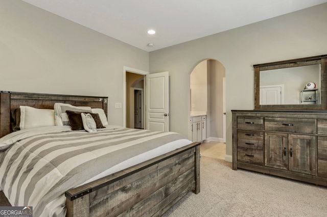 516 flyingbolt Run, Canton, GA 30115