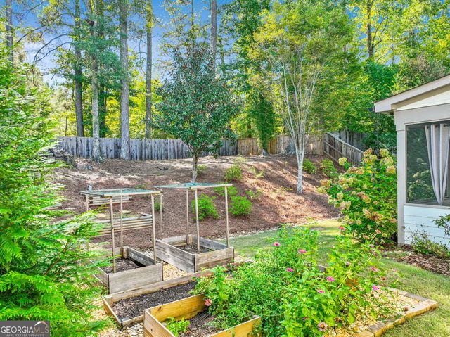 516 flyingbolt Run, Canton, GA 30115