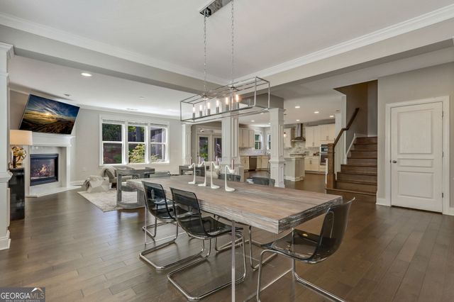 516 flyingbolt Run, Canton, GA 30115
