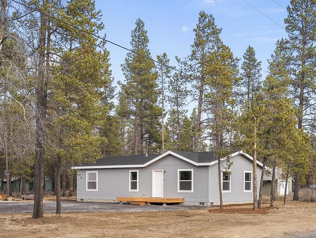 52702 Oak Drive, La Pine, OR 97739