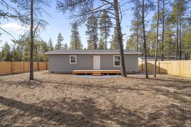 52702 Oak Drive, La Pine, OR 97739