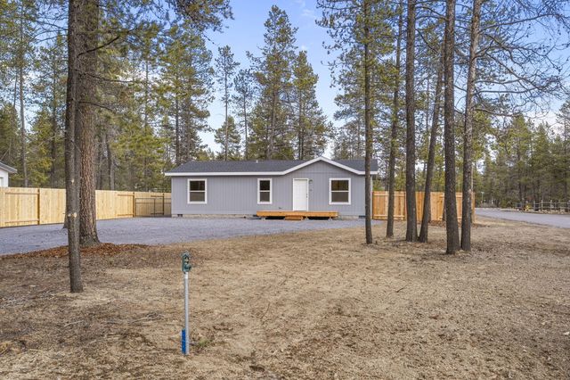 52702 Oak Drive, La Pine, OR 97739