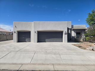 4505 DRIFTWOOD Avenue NW, Albuquerque, NM 87114
