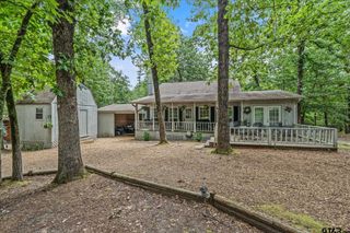 802 Wildwood Trl, Holly Lake Ranch, TX 75765