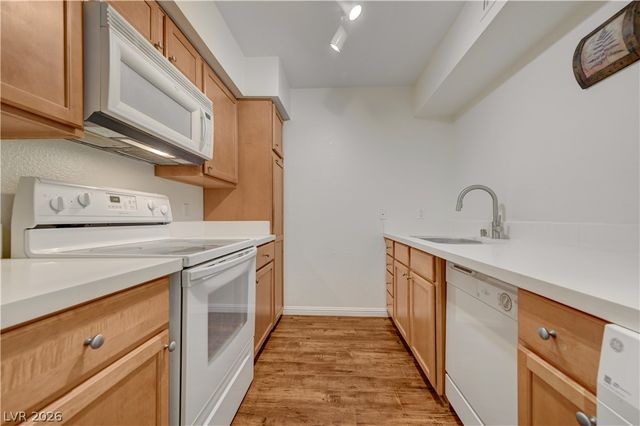 650 Oakmont Avenue 2113, Las Vegas, NV 89109