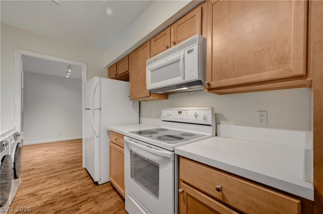 650 Oakmont Avenue 2113, Las Vegas, NV 89109