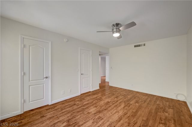 650 Oakmont Avenue 2113, Las Vegas, NV 89109