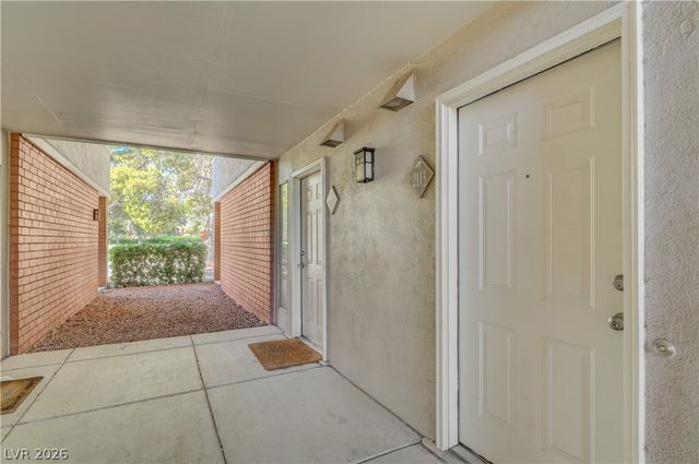 650 Oakmont Avenue 2113, Las Vegas, NV 89109