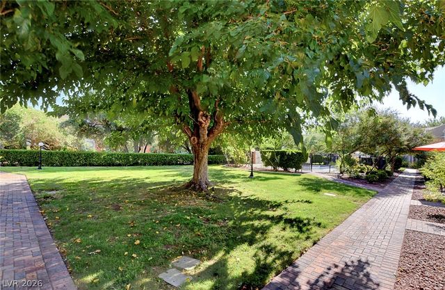 650 Oakmont Avenue 2113, Las Vegas, NV 89109