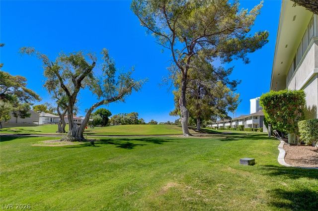 650 Oakmont Avenue 2113, Las Vegas, NV 89109