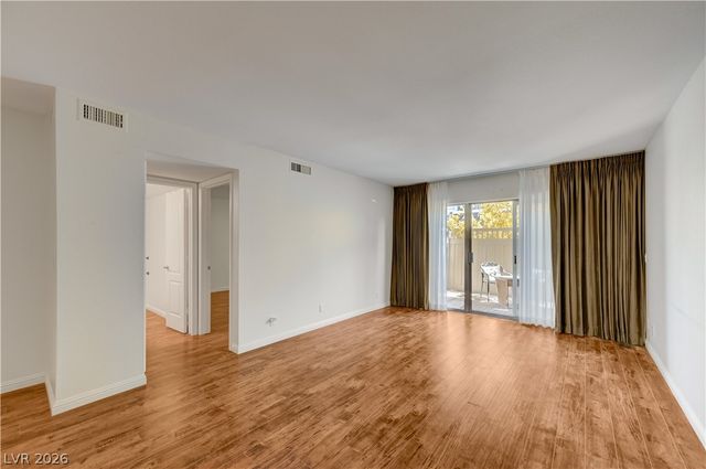 650 Oakmont Avenue 2113, Las Vegas, NV 89109