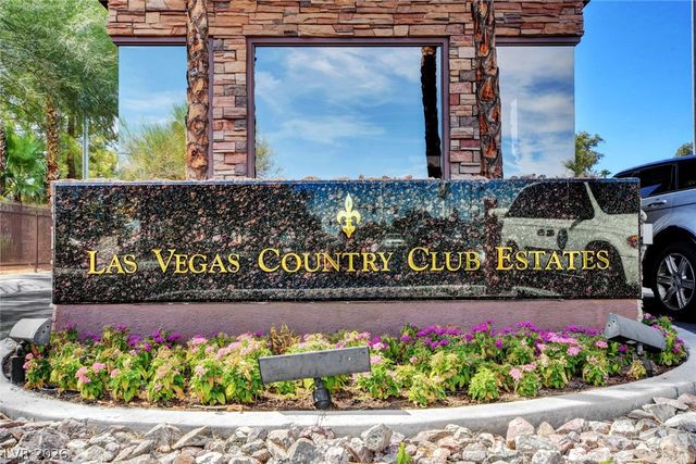 650 Oakmont Avenue 2113, Las Vegas, NV 89109
