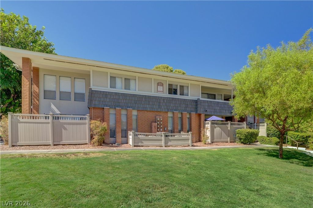 650 Oakmont Avenue 2113, Las Vegas, NV 89109