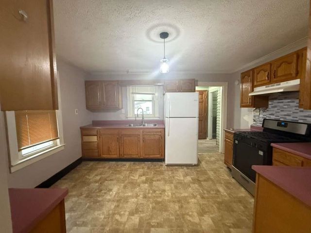 270 Illinois Street, Huntington, WV 25704