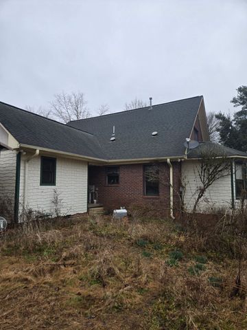 1213 Old Elkton Pike, Dellrose, TN 38453