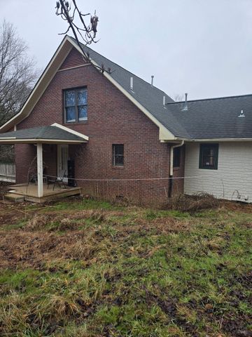 1213 Old Elkton Pike, Dellrose, TN 38453